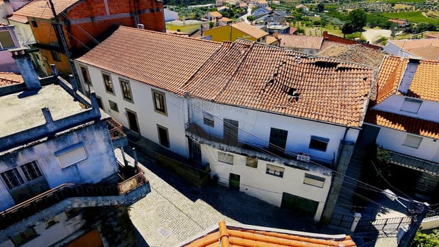Retreat for Sale in Portugal: Finding the Right Property for Your Business